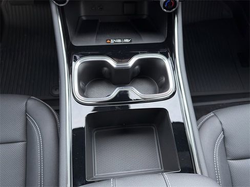 New 2026 Chevrolet Traverse LT w/ Sun and Wheel Package image 15