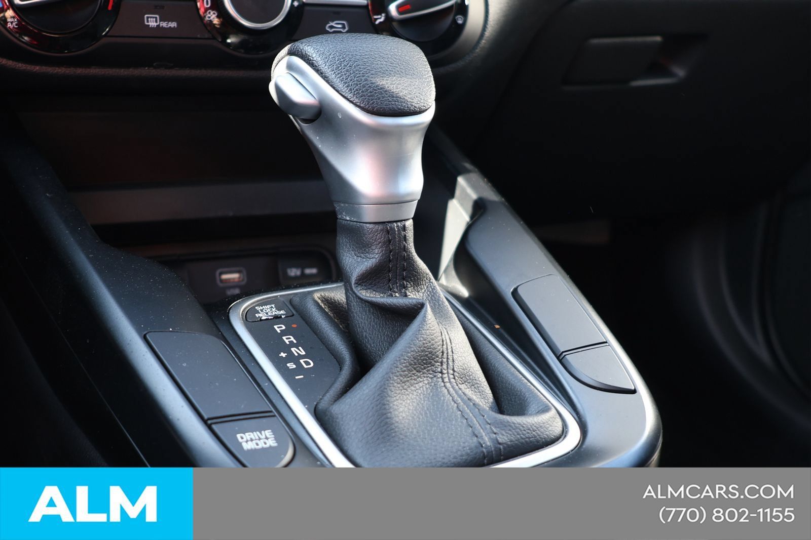 Used 2025 Kia Soul LX w/ LX Technology Package FWD image 33