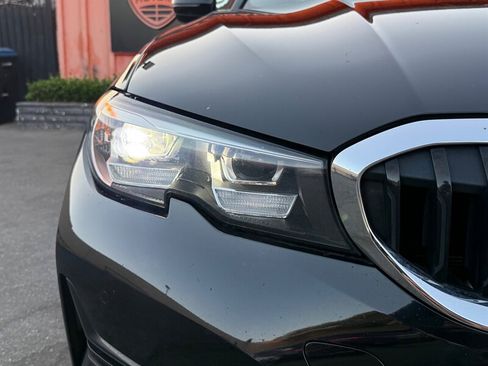 Used 2020 BMW 330i Sedan w/ Driving Assistance Package RWD image 4