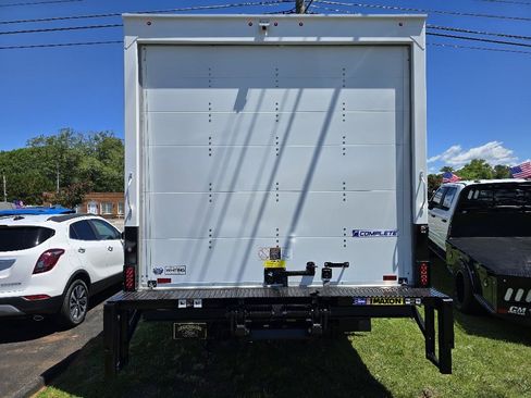 New 2026 Ford E-450 and Econoline 450 Super Duty w/ Interior Upgrade Package image 20