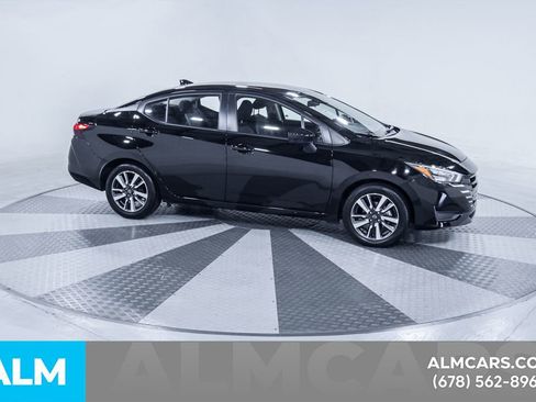 Used 2025 Nissan Versa SV FWD image 13