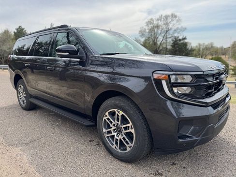New 2026 Ford Expedition Max Active image 10