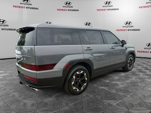 Used 2025 Hyundai Santa Fe SE AWD/4WD image 3
