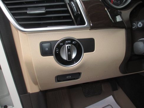 Used 2017 Mercedes-Benz GLS 450 4MATIC image 13