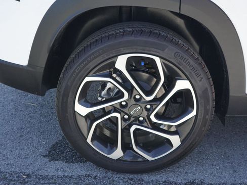 New 2026 Chevrolet Trax RS FWD image 12