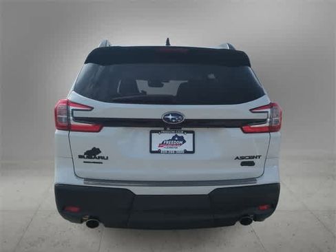Used 2023 Subaru Ascent Onyx Edition image 7