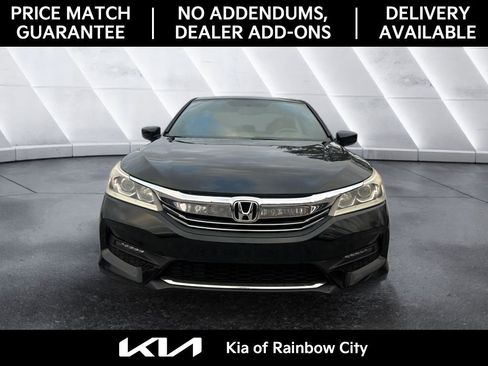 Used 2017 Honda Accord Sport image 2