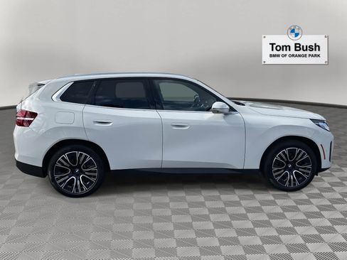 Used 2025 BMW X3 xDrive30i w/ Premium Package image 4