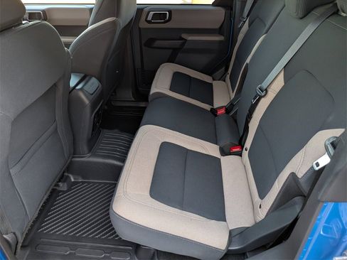 Used 2023 Ford Bronco Big Bend image 26