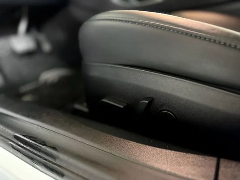 Used 2019 Tesla Model 3 Standard Range Plus image 30