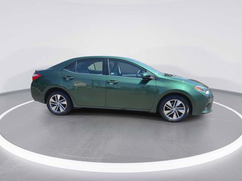 Used 2014 Toyota Corolla LE FWD image 9