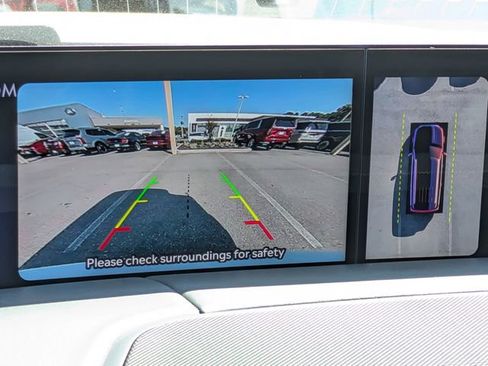 Certified 2025 Lincoln Navigator Black Label AWD/4WD image 22