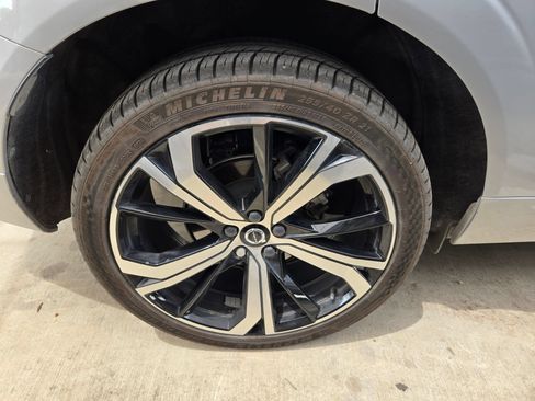 Used 2023 Volvo XC60 B5 Ultimate FWD image 10