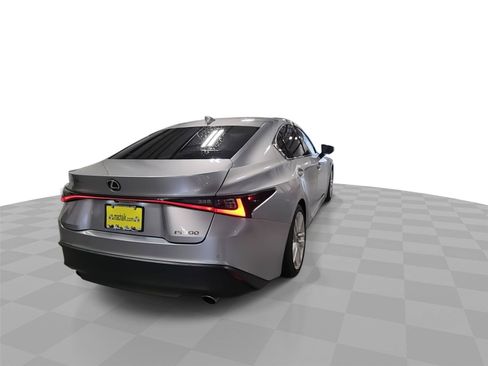 Used 2023 Lexus IS 300 w/ Comfort Package RWD image 8