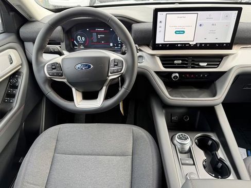 New 2026 Ford Explorer Active image 14
