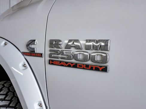 Used 2017 RAM 2500 SLT image 52