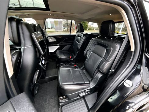 Used 2022 Lincoln Aviator Reserve w/ Equipment Group 201A image 15