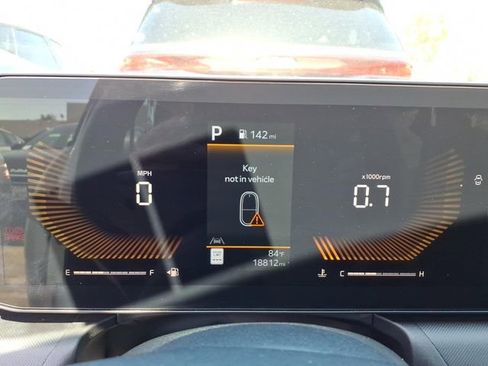 Used 2025 Kia K4 LXS image 14