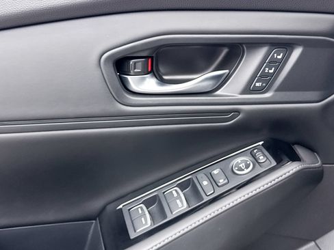 Used 2025 Honda Accord Touring image 29