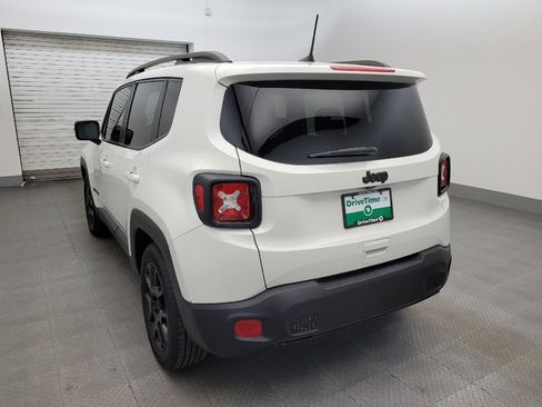 Used 2020 Jeep Renegade Altitude FWD image 5