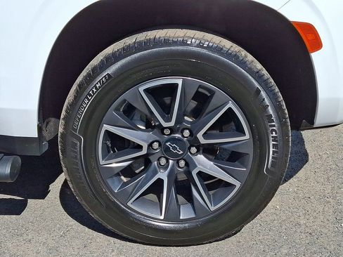 Used 2023 Chevrolet Tahoe Z71 AWD/4WD image 9