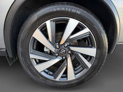 Used 2023 Nissan Murano SL AWD/4WD image 11