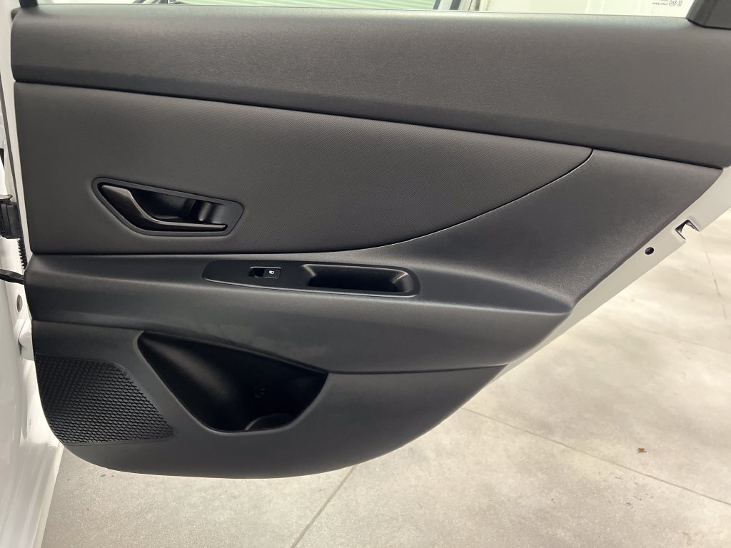 Used 2026 Hyundai Elantra Sport FWD image 23