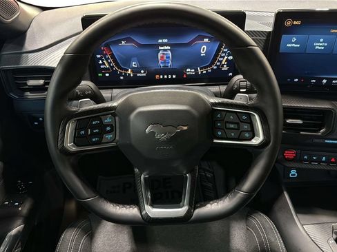 Used 2025 Ford Mustang GT RWD image 15