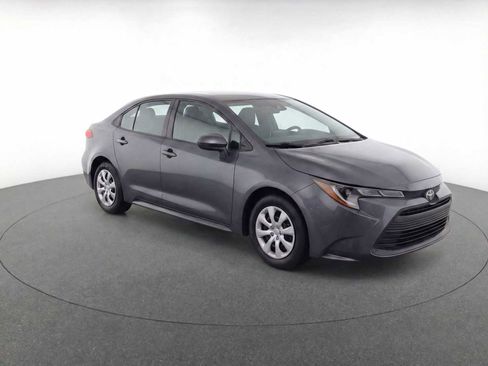 Certified 2023 Toyota Corolla LE image 3