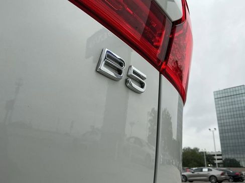 Certified 2023 Volvo XC60 B5 Core w/ Climate Package FWD image 10