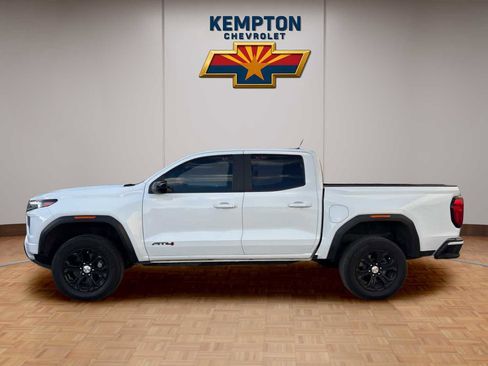 Used 2023 GMC Canyon AT4 w/ AT4 Premium Package image 7