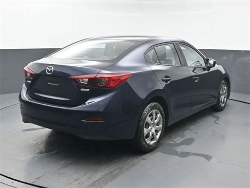 Used 2016 MAZDA MAZDA3 i Sport image 5