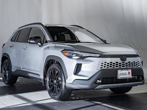 Used 2026 Toyota Corolla Cross XSE image 1