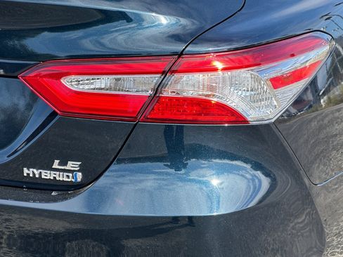 Used 2020 Toyota Camry LE w/ Fleet Convenience Package FWD image 25
