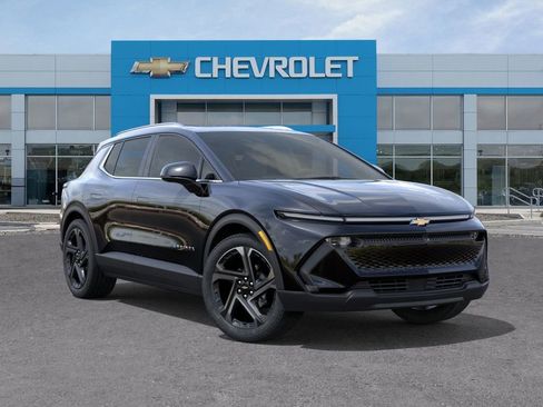 New 2026 Chevrolet Equinox EV LT w/ Convenience Package II image 13