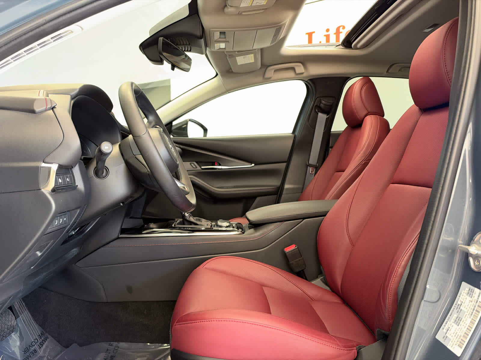 Used 2024 MAZDA CX-30 AWD 2.5 S w/ Preferred Package image 13