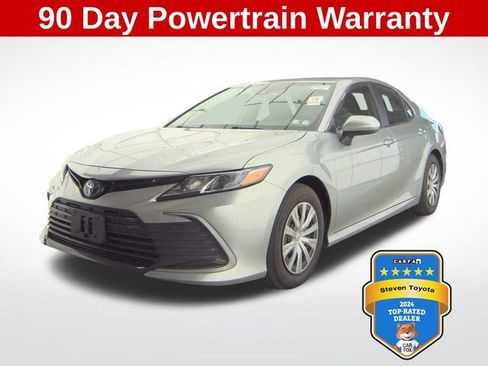 Used 2023 Toyota Camry LE image 1