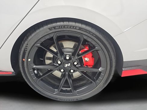 New 2026 Hyundai Elantra N w/ Cargo Package FWD image 31
