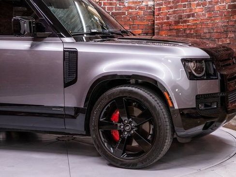 Used 2023 Land Rover Defender 90 X image 15