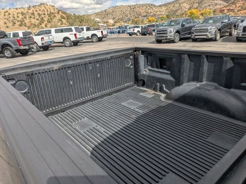 Used 2019 Ford F150 XLT image 10