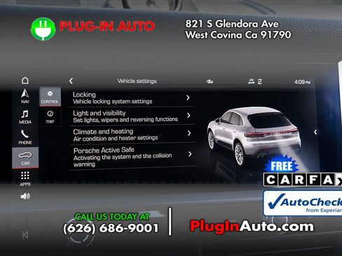 Used 2023 Porsche Macan AWD/4WD image 32