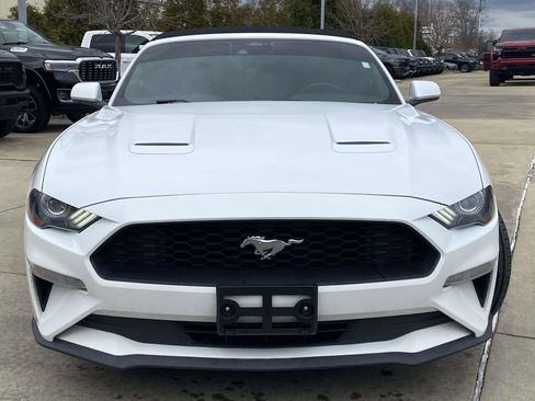 Used 2022 Ford Mustang Premium image 2
