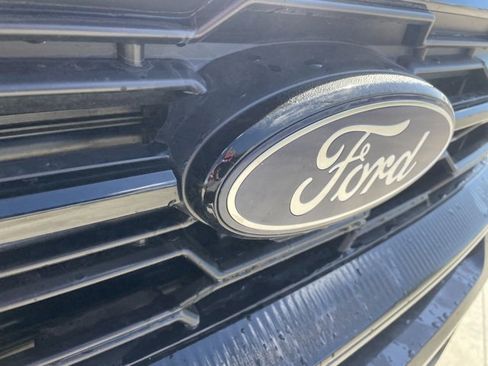 New 2025 Ford Expedition Active image 32