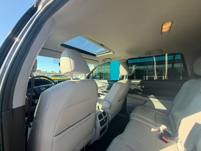 Used 2022 Honda Pilot Black Edition image 4