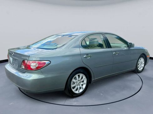 Used 2002 Lexus ES 330 FWD image 7