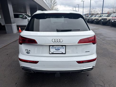 Used 2023 Audi Q5 2.0T Prestige w/ Prestige Package image 14