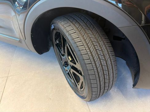 Certified 2025 Kia Telluride SX X-Line AWD/4WD image 55