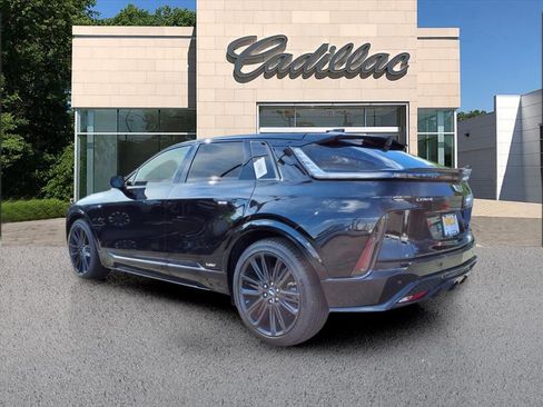 New 2026 Cadillac Lyriq V image 3