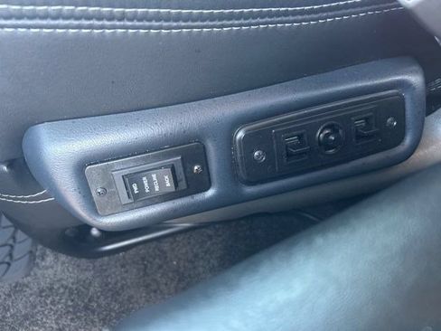 Used 2023 Chevrolet Express 2500 RWD image 14