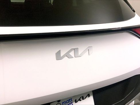Used 2023 Kia Sportage EX FWD image 32